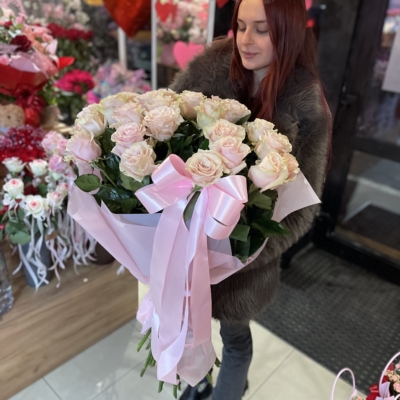 Bukiet różowych róż